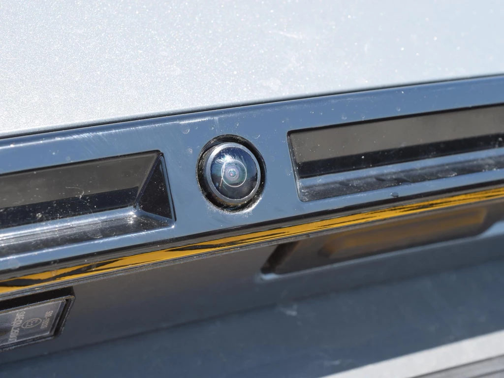 Peugeot e-2008 – foto 26