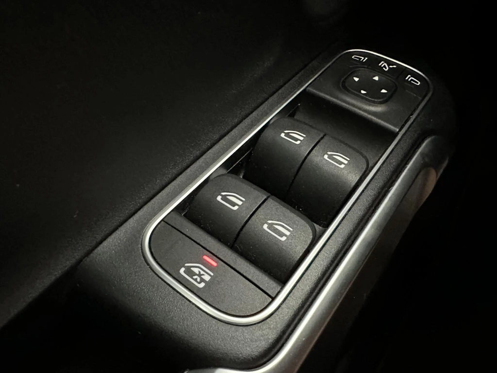 Mercedes-Benz GLB – foto 24