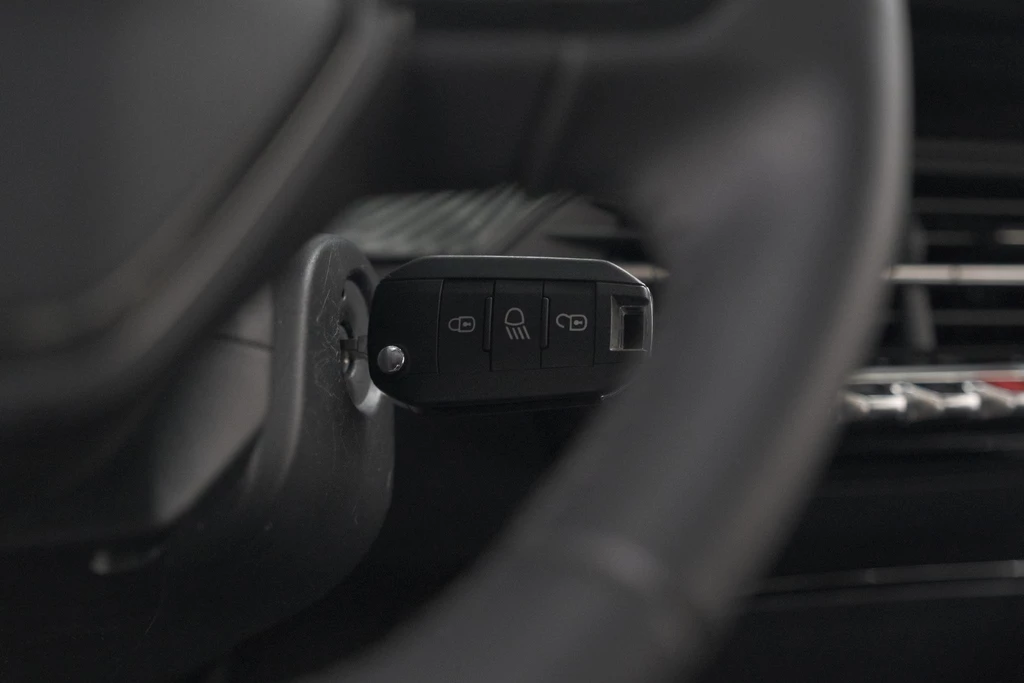 Peugeot 208 – foto 25