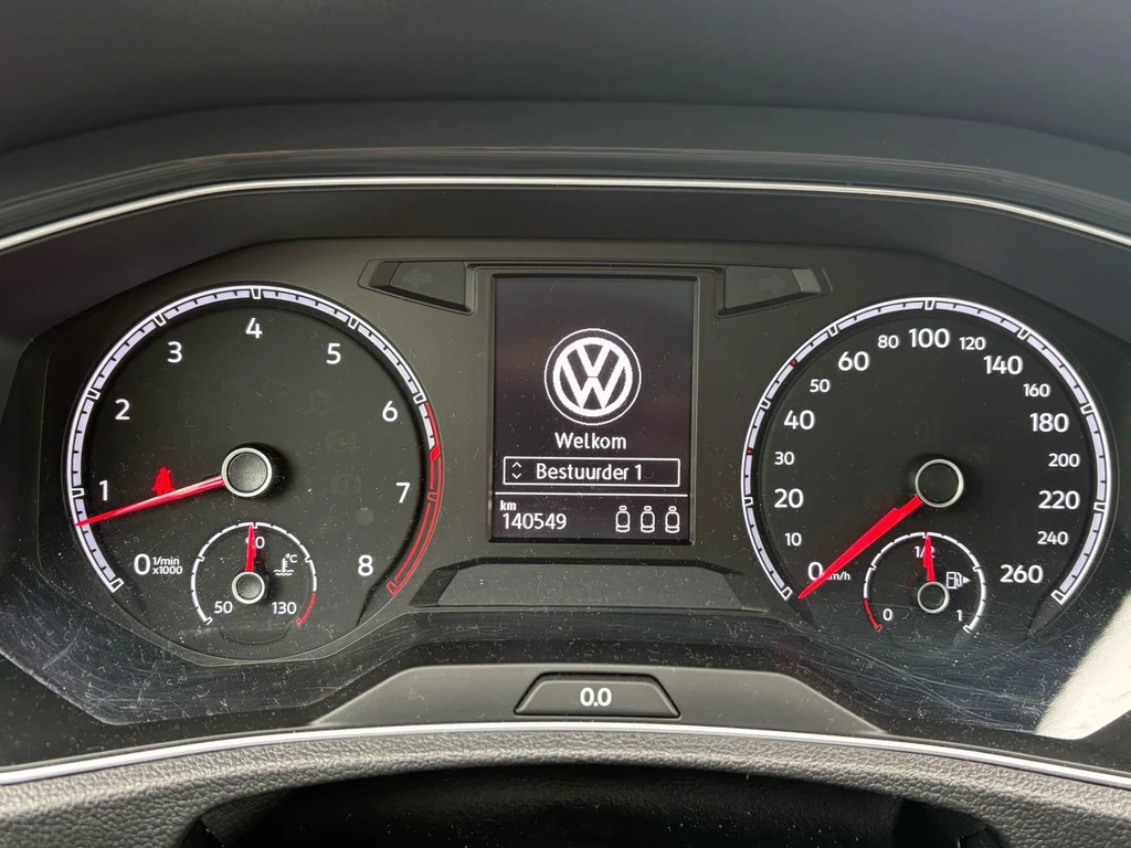 Volkswagen T-Roc – foto 9