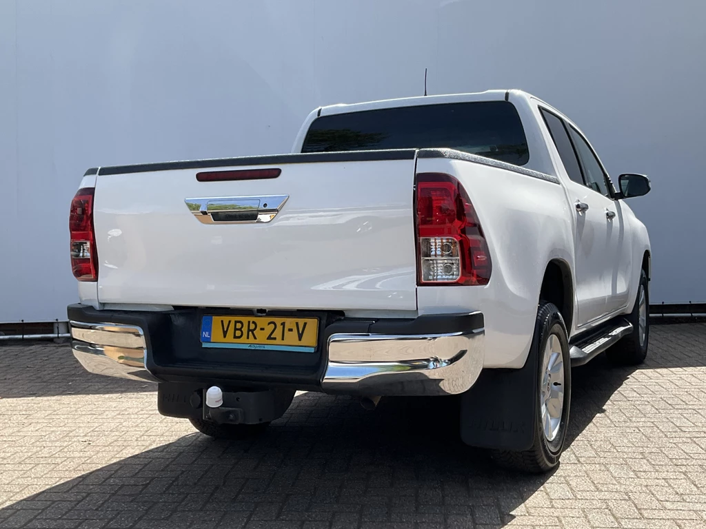 Toyota Hilux – foto 7