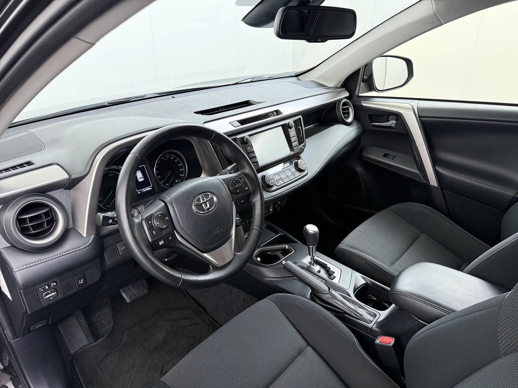 Toyota RAV4 – foto 13