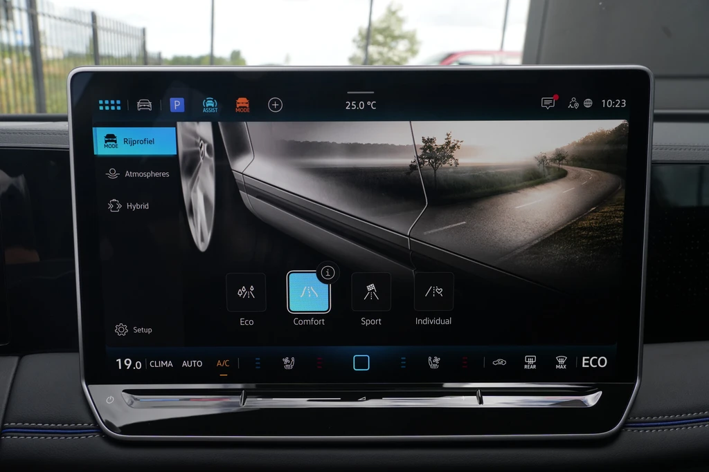Volkswagen Tiguan – foto 18