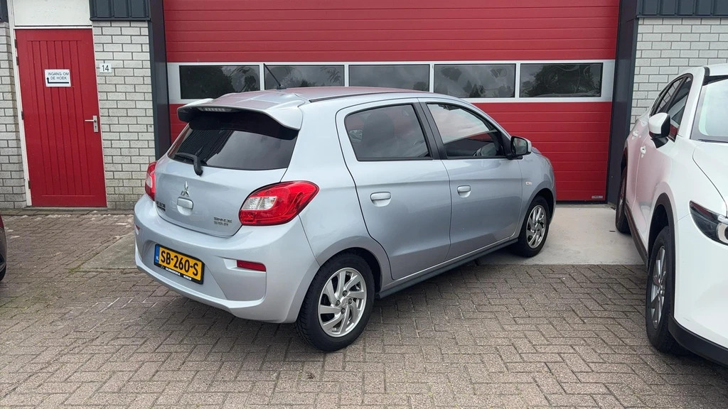 Mitsubishi Space Star – foto 2