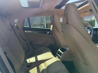 Porsche Panamera – thumbnail 36
