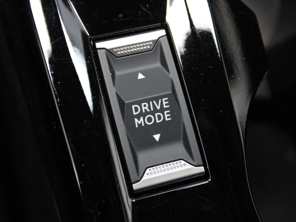 Peugeot 208 – foto 31