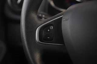 Renault Clio – thumbnail 19
