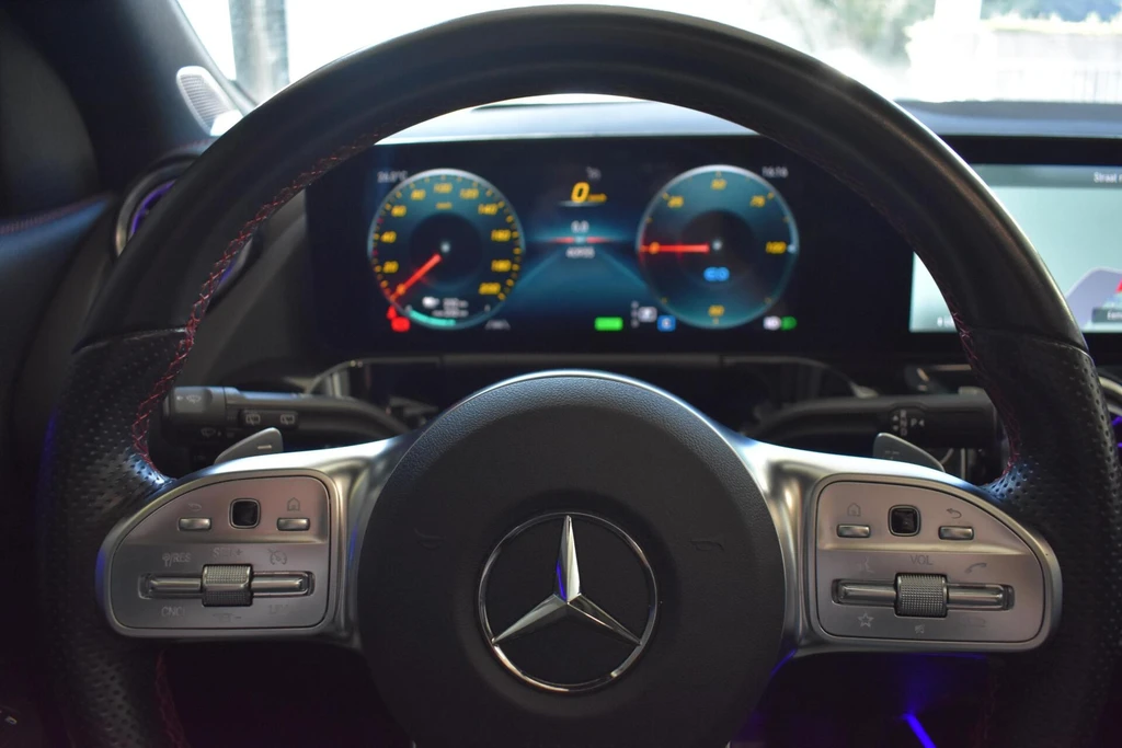 Mercedes-Benz EQA – foto 15