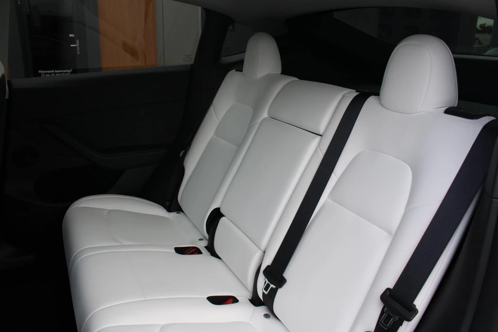 Tesla Model Y – foto 14