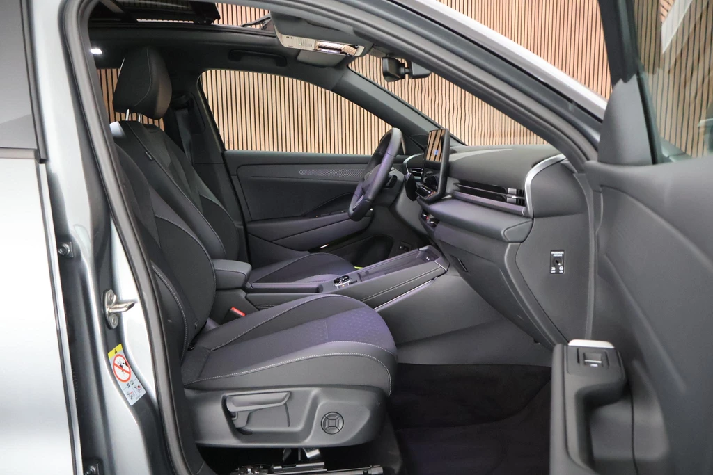 Volkswagen T-Roc – foto 15