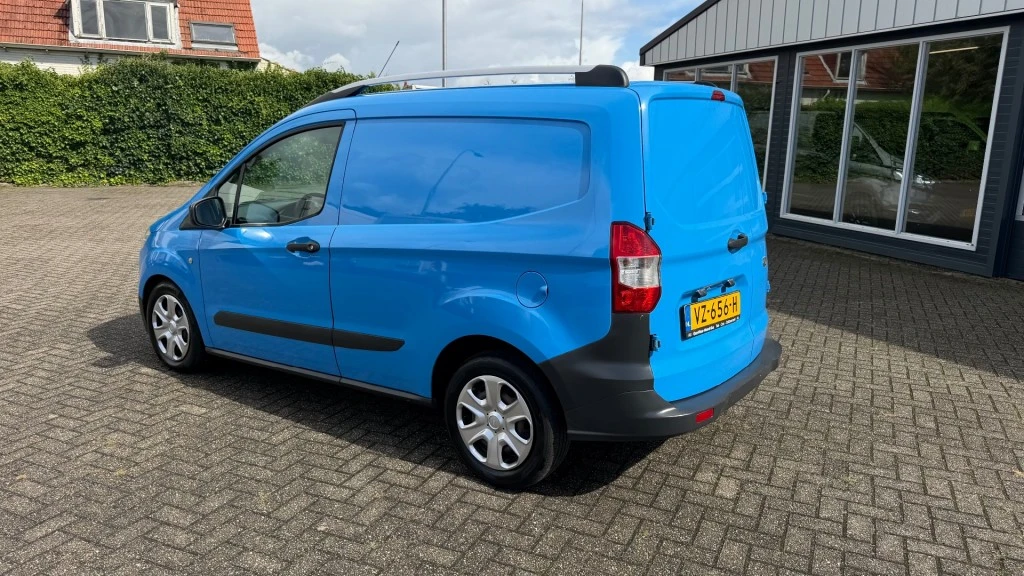 Ford Transit Courier – foto 3