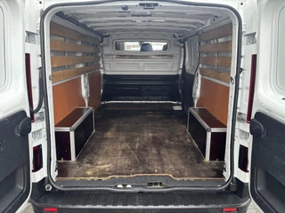 Nissan NV300 – thumbnail 23