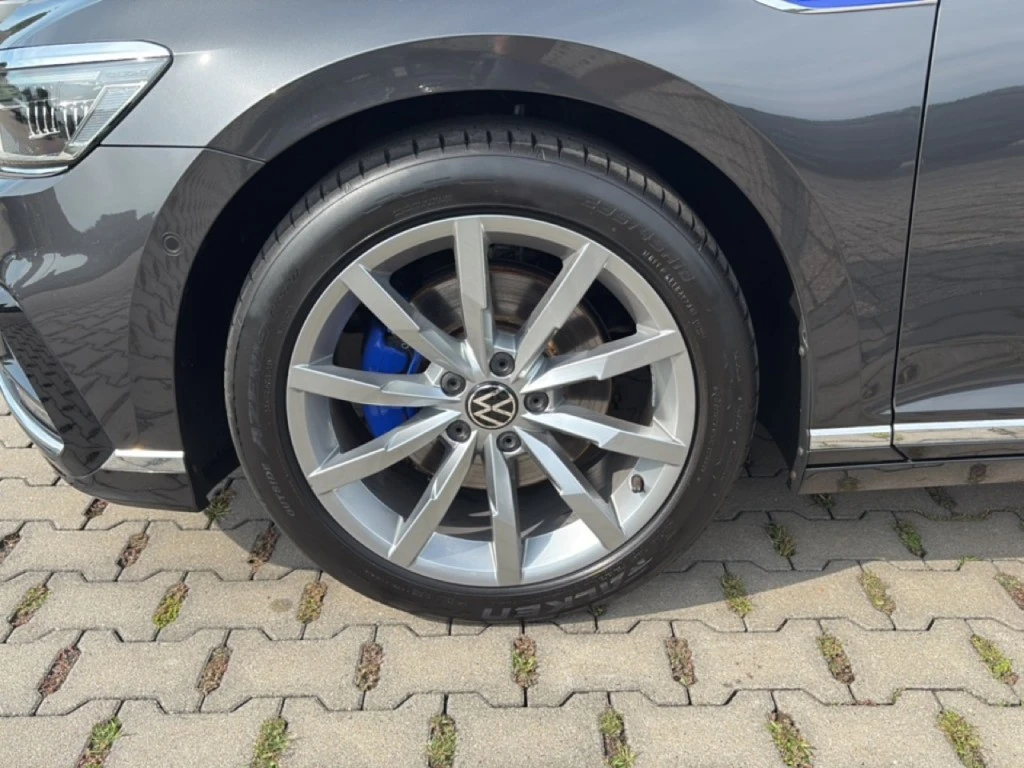 Volkswagen Passat – foto 9