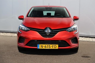 Renault Clio – thumbnail 4