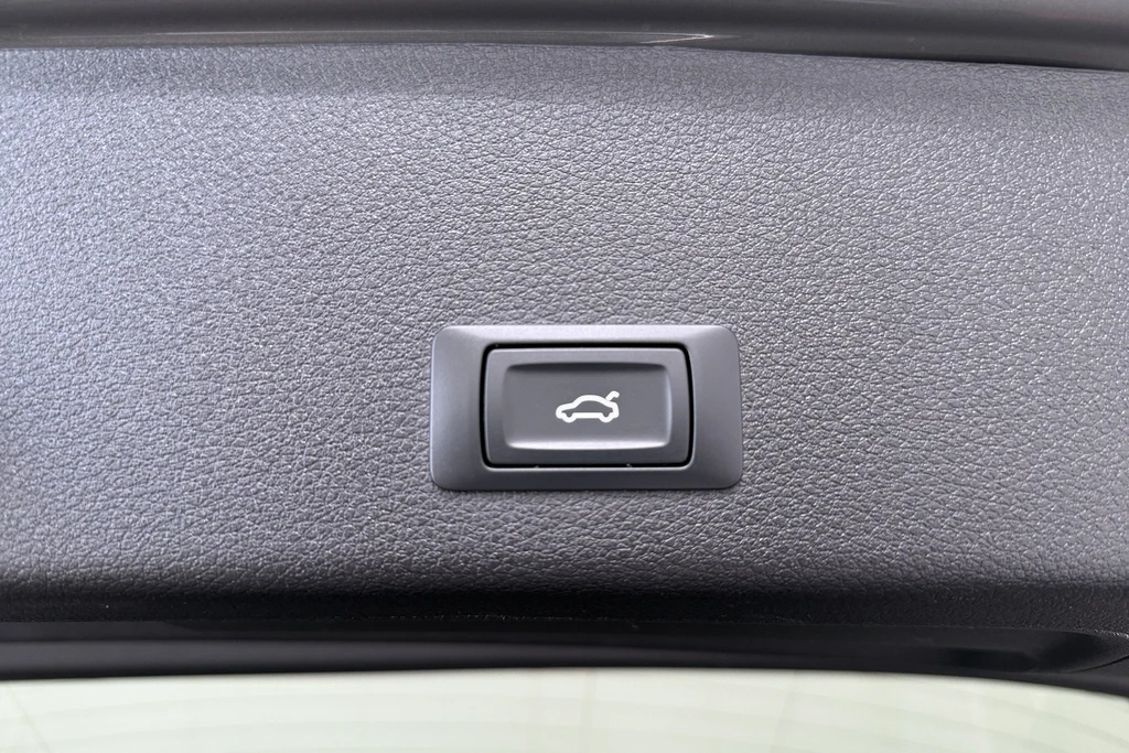 Audi Q8 e-tron – foto 16