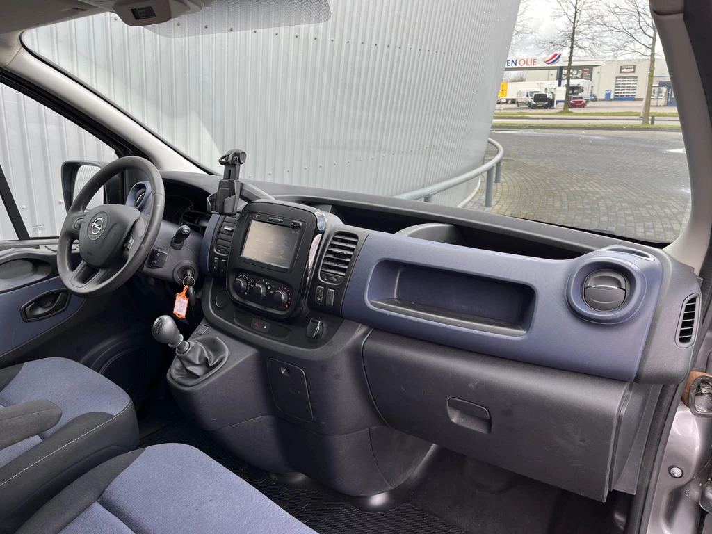 Opel Vivaro – foto 32