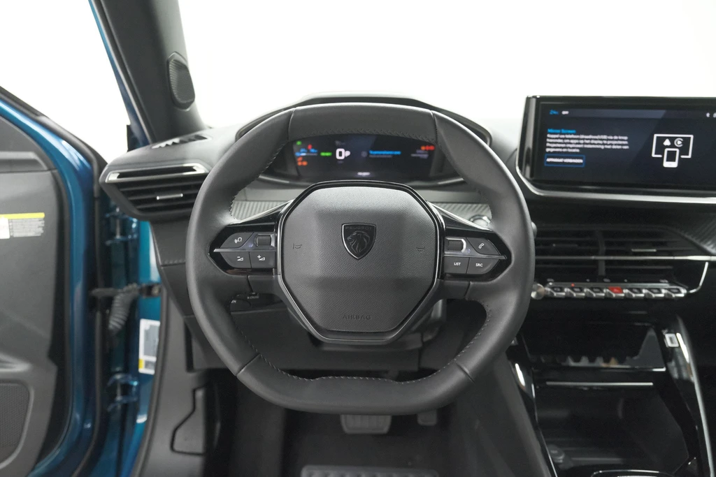 Peugeot e-2008 – foto 37