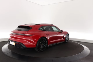 Porsche Taycan – thumbnail 8