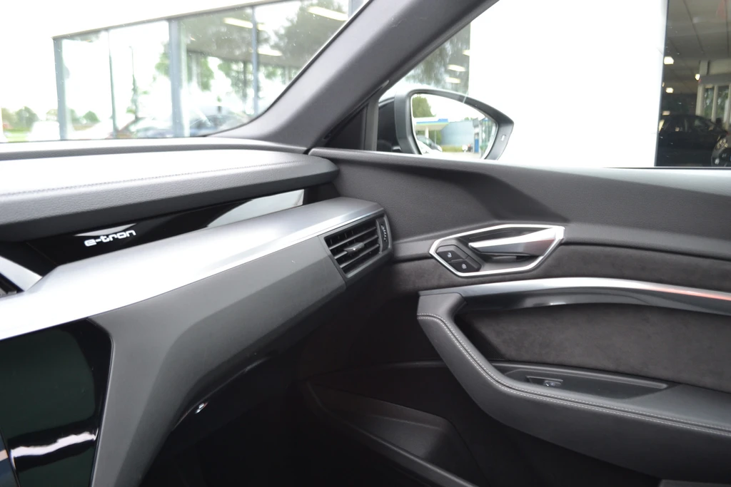 Audi e-tron – foto 31