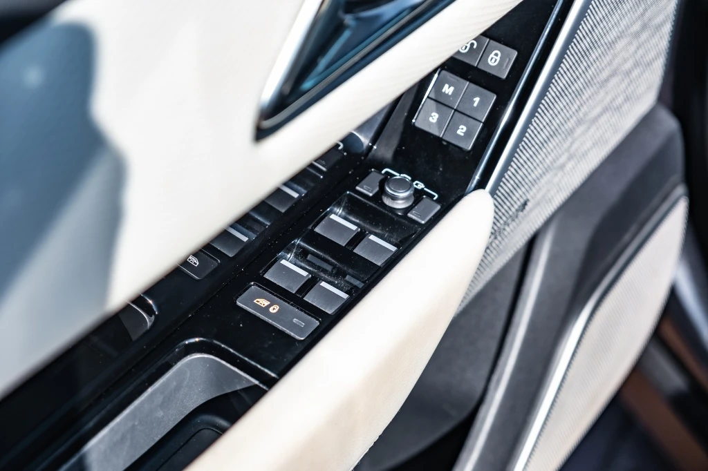 Land Rover Range Rover Velar – foto 16