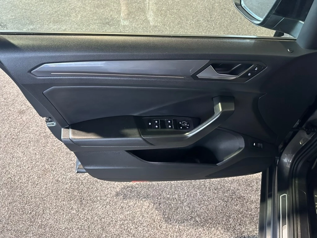 Volkswagen T-Roc – foto 17
