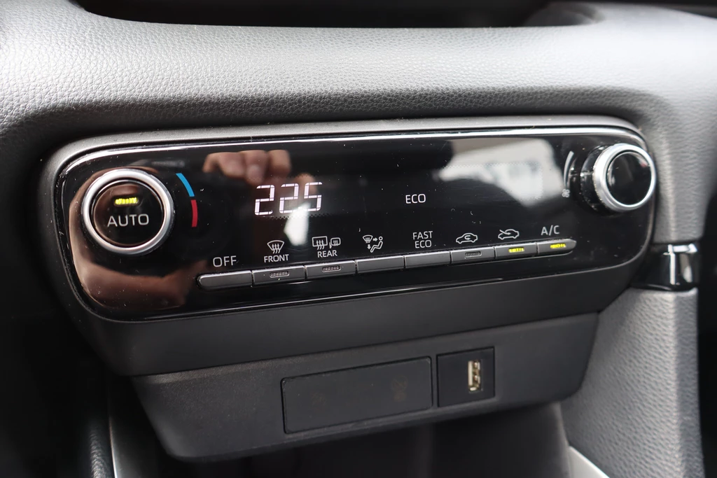 Toyota Yaris – foto 17