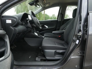 Toyota Yaris – thumbnail 12
