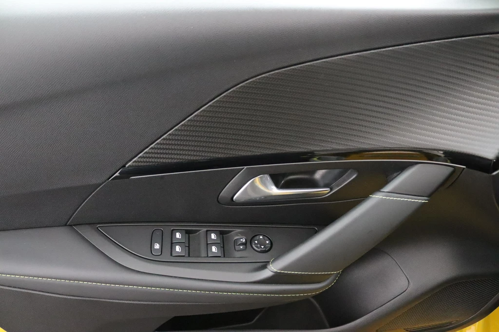 Peugeot 208 – foto 33