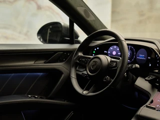 Porsche Cayenne – thumbnail 32