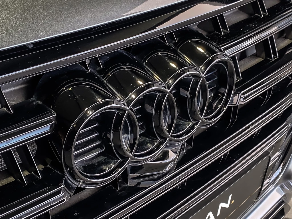 Audi SQ5 – foto 40
