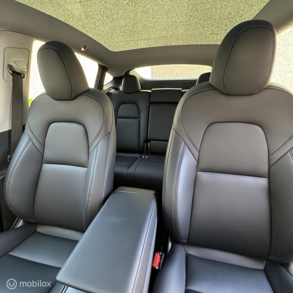 Tesla Model Y – foto 9