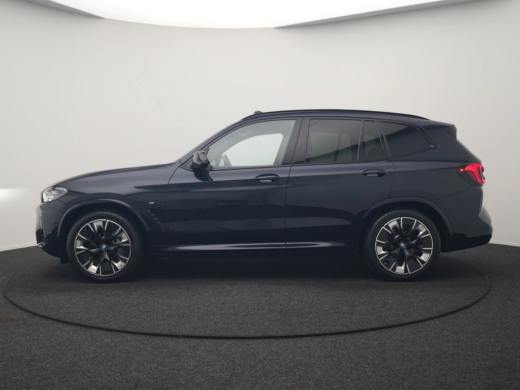 BMW iX3 – foto 3