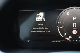 Land Rover Defender – thumbnail 60