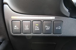 Mitsubishi Outlander – thumbnail 18