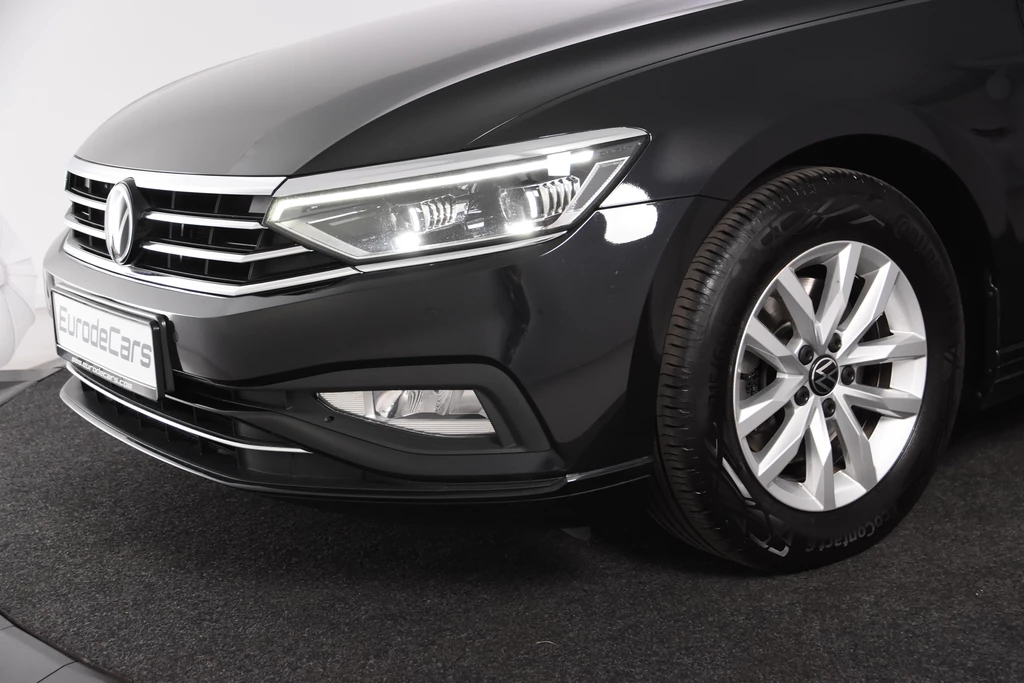Volkswagen Passat – foto 30