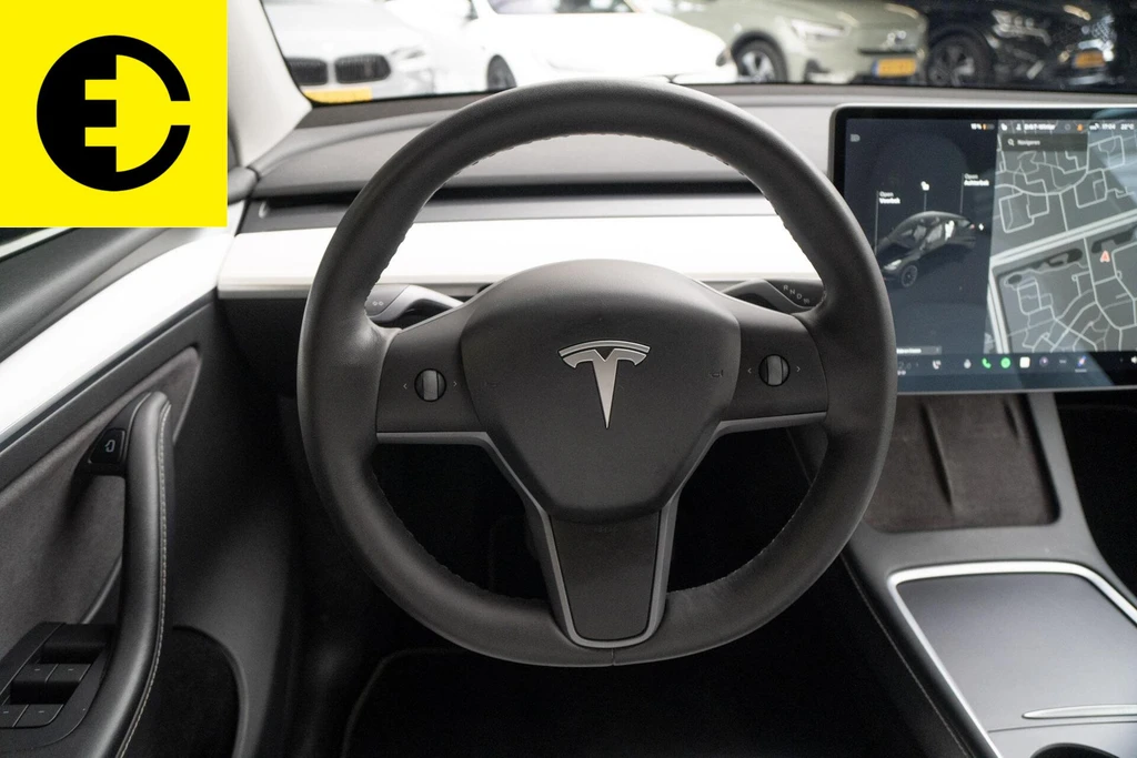 Tesla Model Y – foto 22
