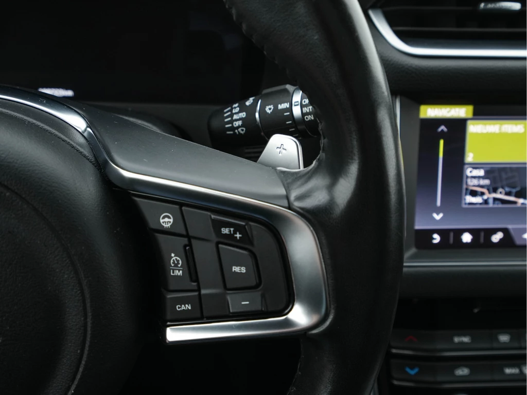 Jaguar XF – foto 20