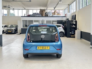 Volkswagen up! – thumbnail 3