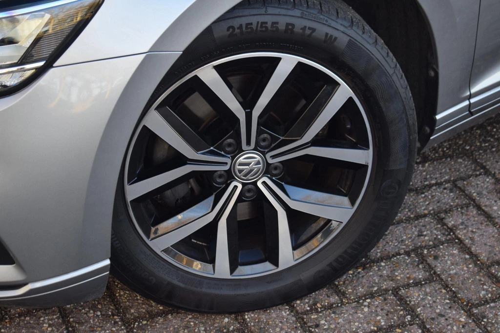 Volkswagen Passat – foto 21