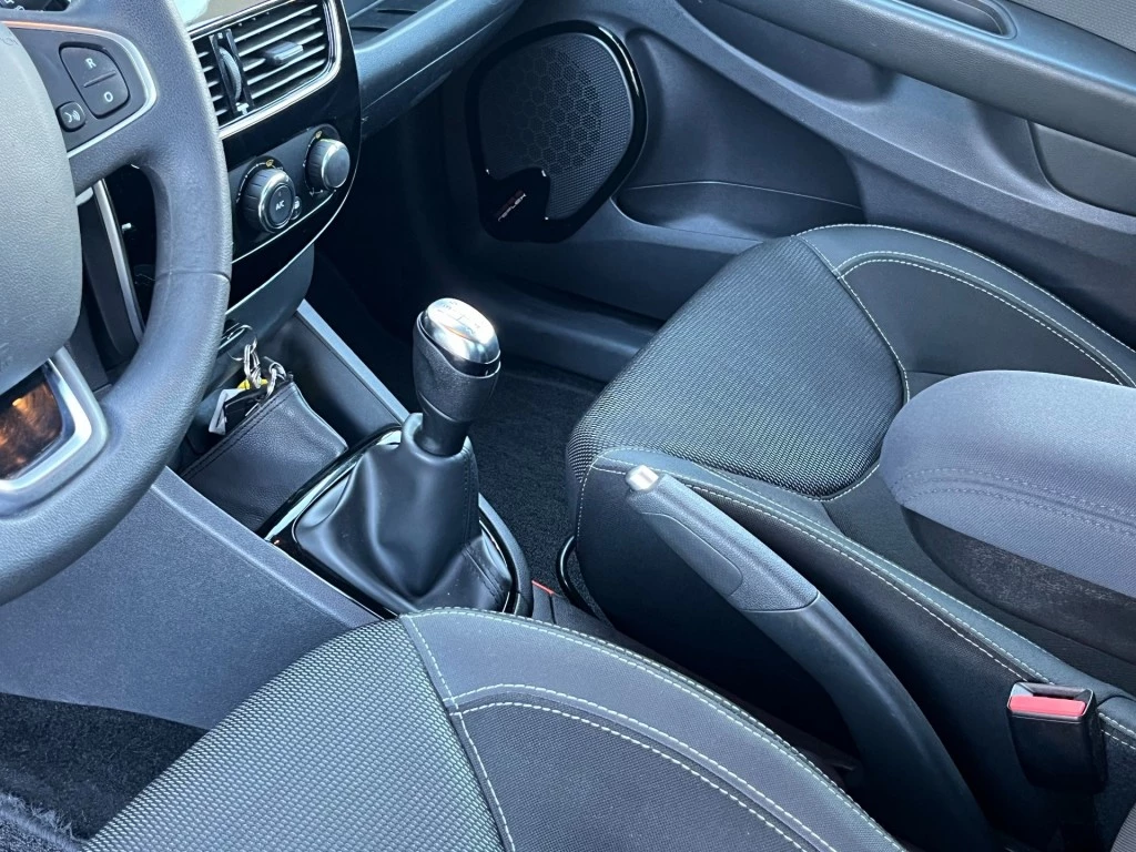 Renault Clio – foto 11