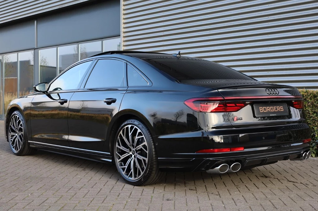 Audi S8 – foto 7