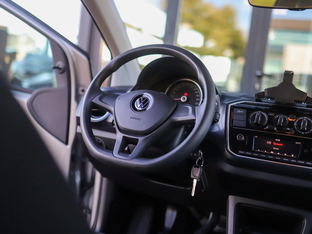 Volkswagen up! – foto 16