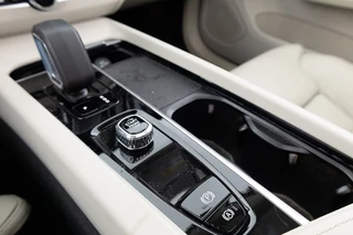 Volvo XC60 – thumbnail 24