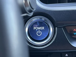 Lexus UX – thumbnail 19