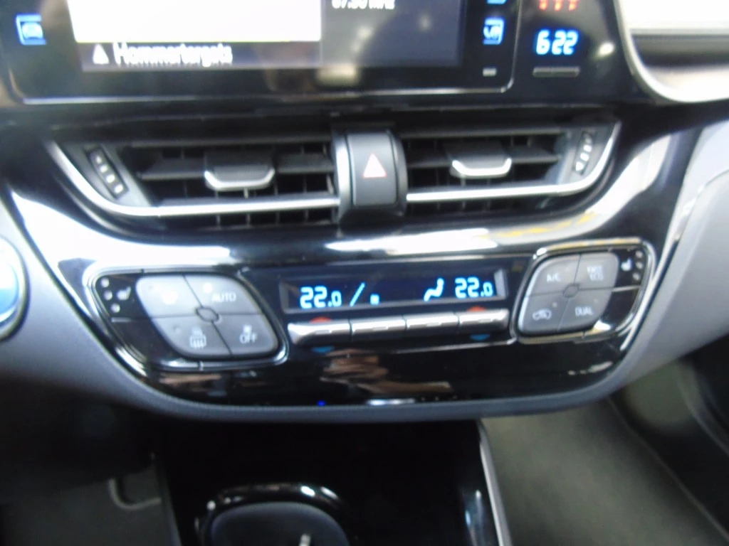 Toyota C-HR – foto 21