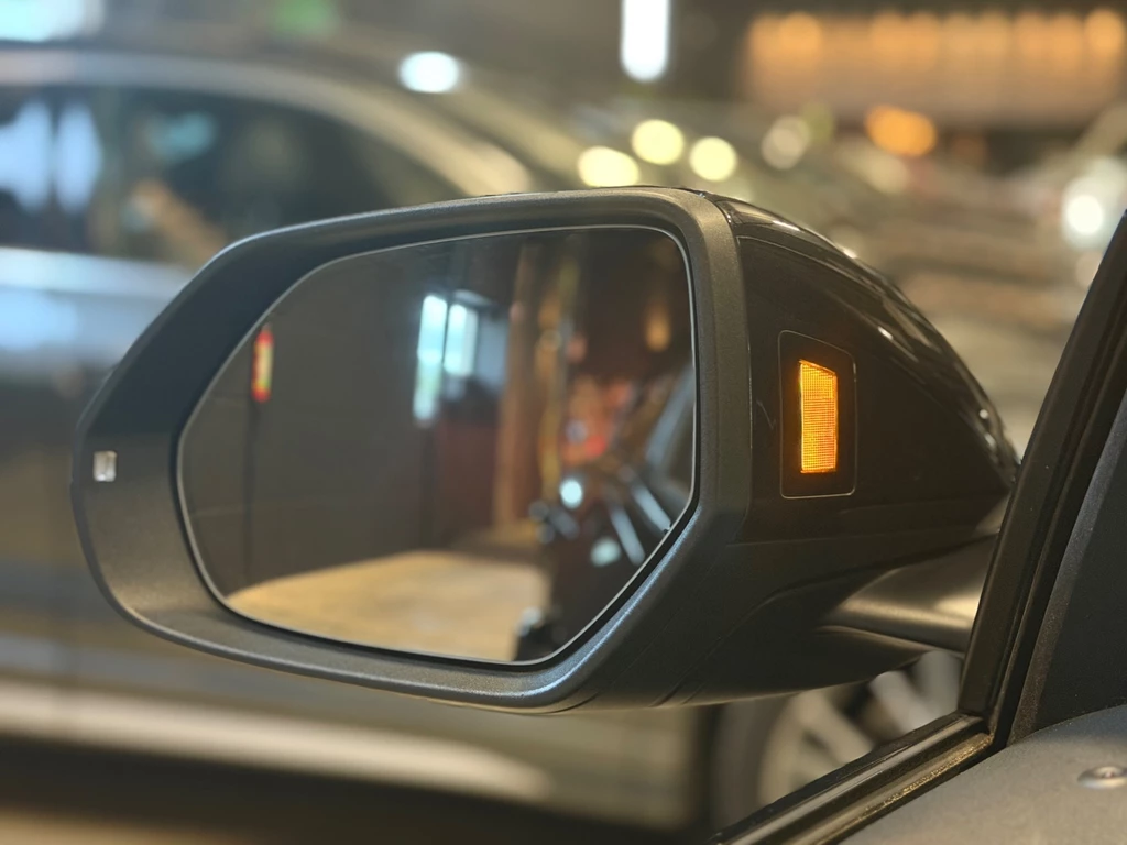 Audi Q8 – foto 13