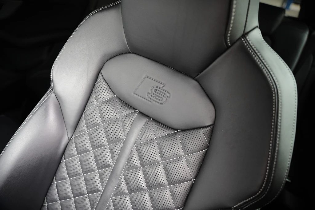 Audi Q8 – foto 32