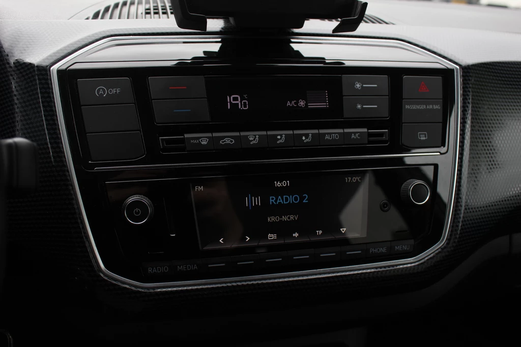 Volkswagen up! – foto 23