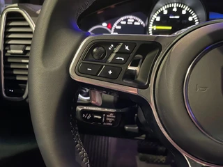 Porsche Cayenne – thumbnail 28