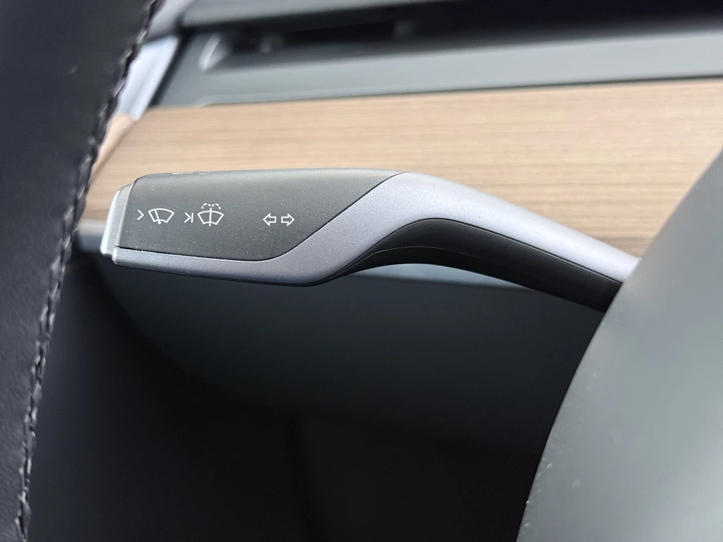 Tesla Model Y – foto 33